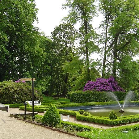 Hotel Schloss Schweinsburg Neukirchen-Pleiße Εξωτερικό φωτογραφία