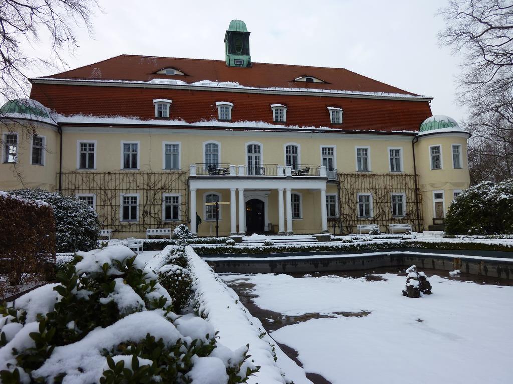 Hotel Schloss Schweinsburg Neukirchen-Pleiße Εξωτερικό φωτογραφία